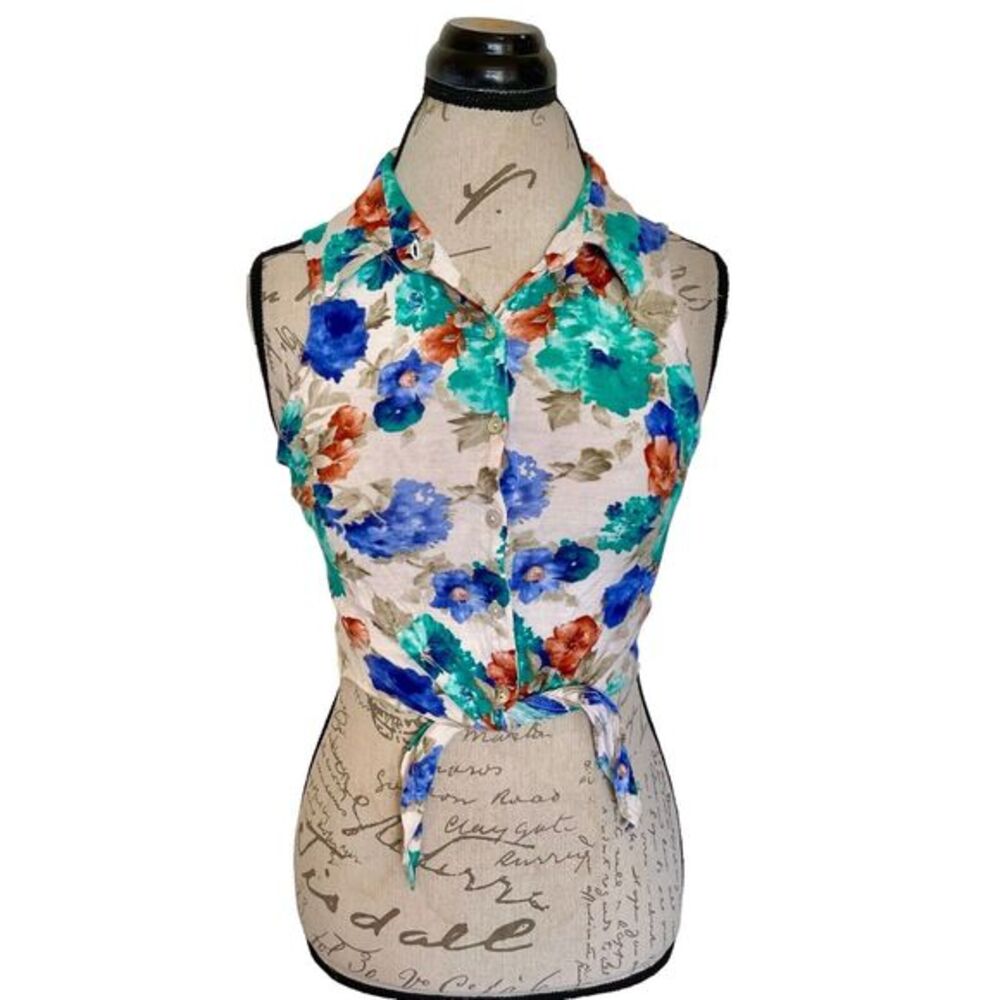 Iris Basic Womens Sz Medium Sleevesless Floral Front Tied Back Lace Bohowestern